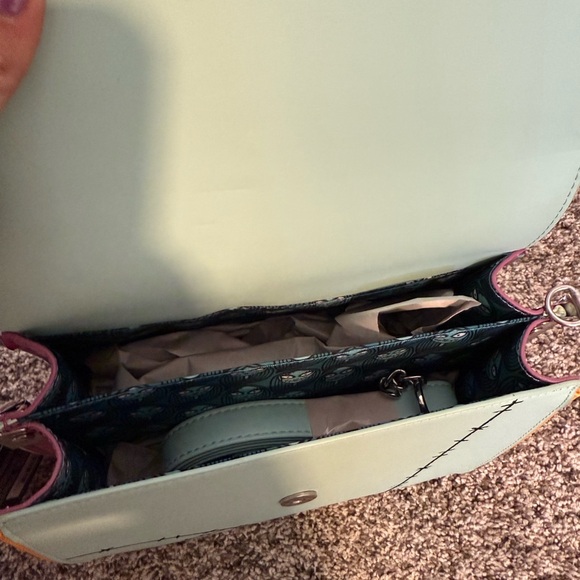 Brand NEW Loungefly Nightmare Before Christmas Sally Inspired Crossbody Bag - Picture 3 of 5